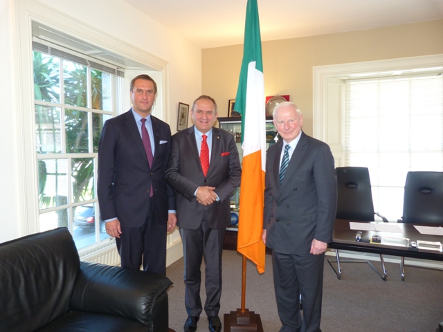 From left to right: Mr. Adam Krezesinski, Mr. Andrzej Kraśnicki and Mr. Patrick Hickey